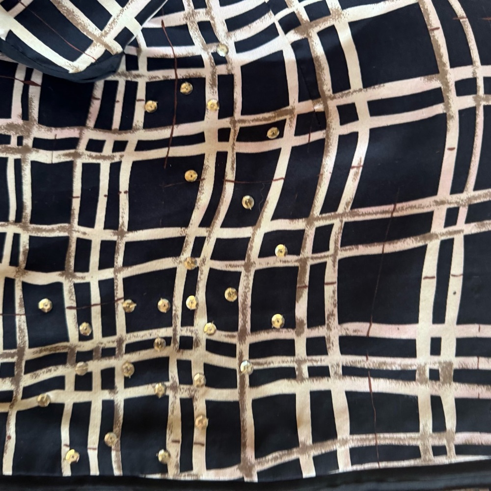 SilkLand Elegant Black‎ and Gold Jacket 3X - Picture 2 of 4